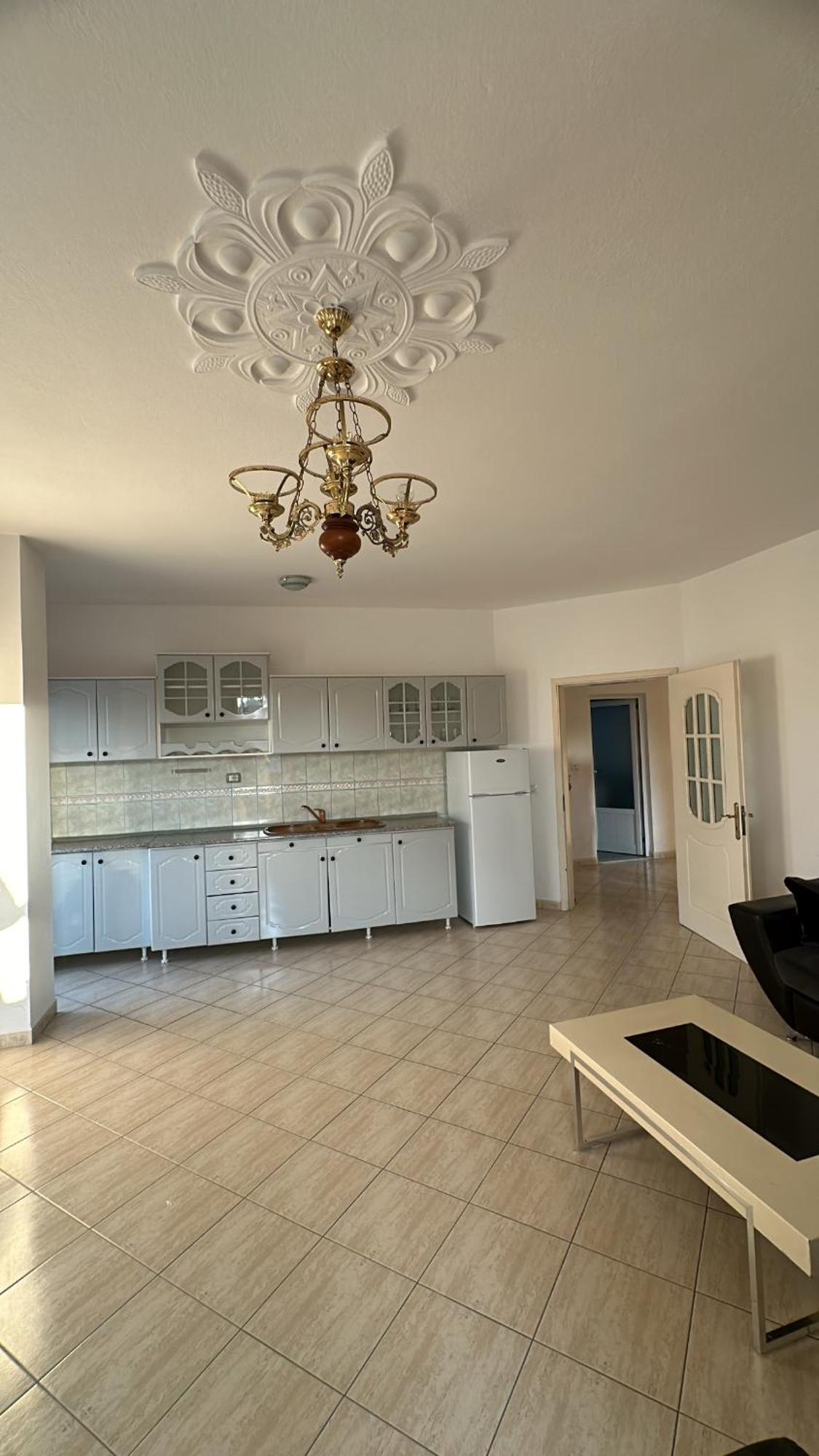 Apartament In Përmet